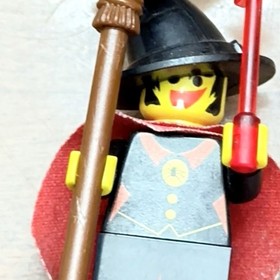 Lego Castle Fright Knights Witch Minifigure 6037 Wand Cape Broom And Spells
