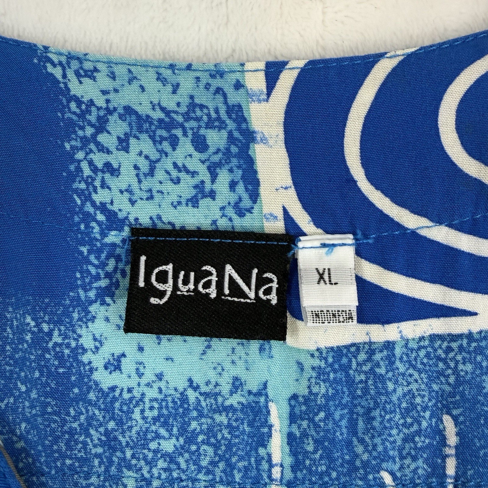 Iguana Patchwork Button Down Wearable Art Top Fes… - image 5