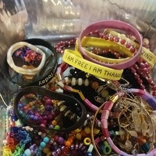 Large Mixed Lot Colorful Kids Fashion Jewelry Bracelets Beads Necklaces Pendants