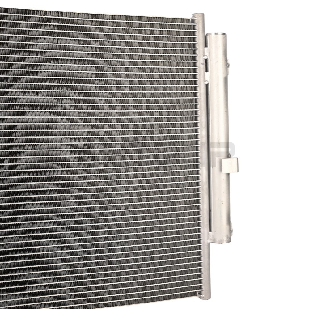 Maserati Ghibli 2017-2020 Front Ac condenser