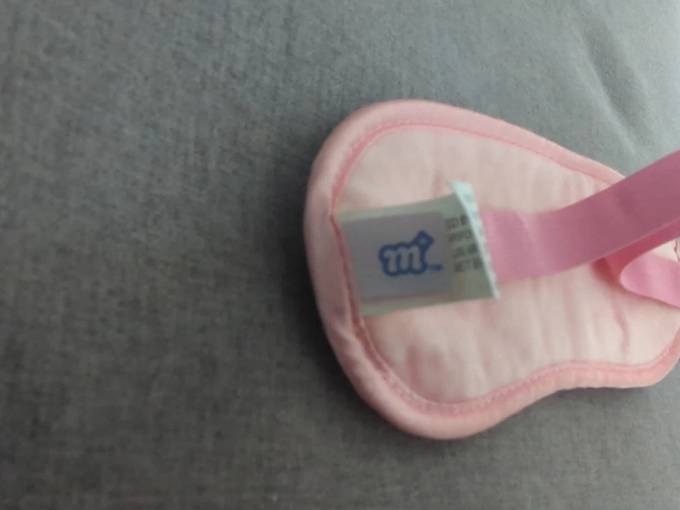 Girls Eye Mask Pink With flippable Sequins (Silver or Pink) - Image 4 of 4