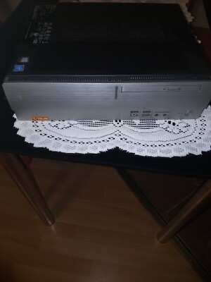 Lenovo 90Hx Intel Celeron 4 GB 1 TB Festplatte Silber Desktop-PC