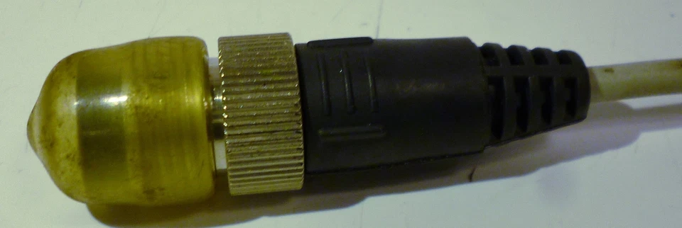 SMC D-Y7BW-111G 24VDC 4 Pin Inductive Proximity Sensor - Image 2 of 4