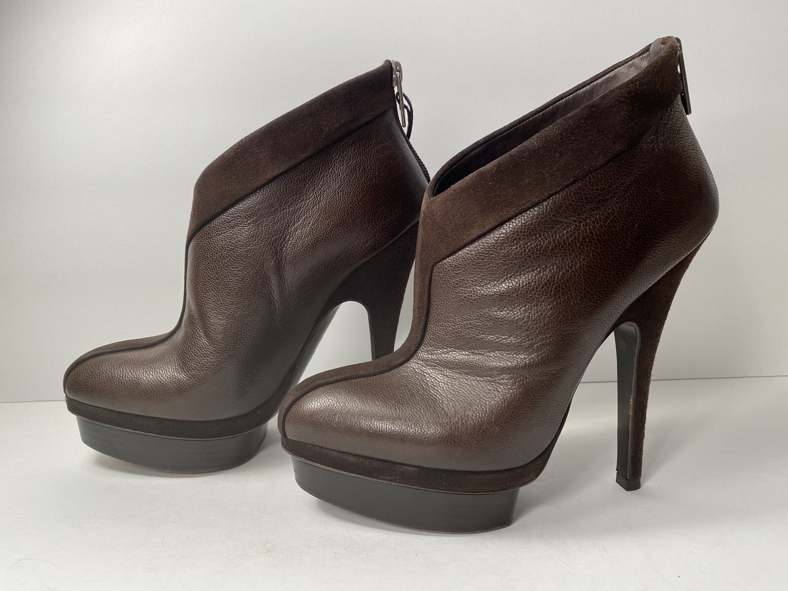 YSL Yves Saint Laurent Stivaletti in pelle scamosciata stivaletti tacchi marroni 36 5 6 6 5