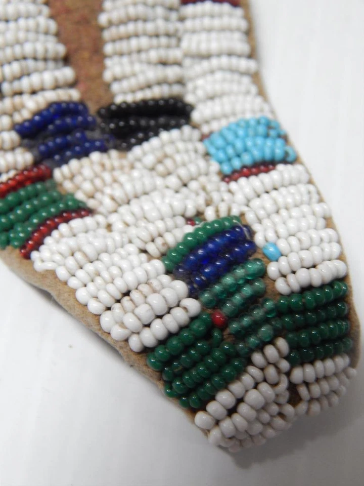 ANTIQUE 1890s UTE INDIAN TAIL / PAINT BAG BEADED POUCH - Image 4 of 4