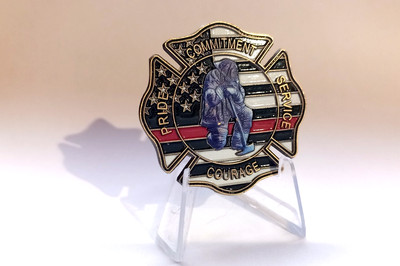 US FEUERWEHR Challenge Coin mit Aufsteller / kein Code 3