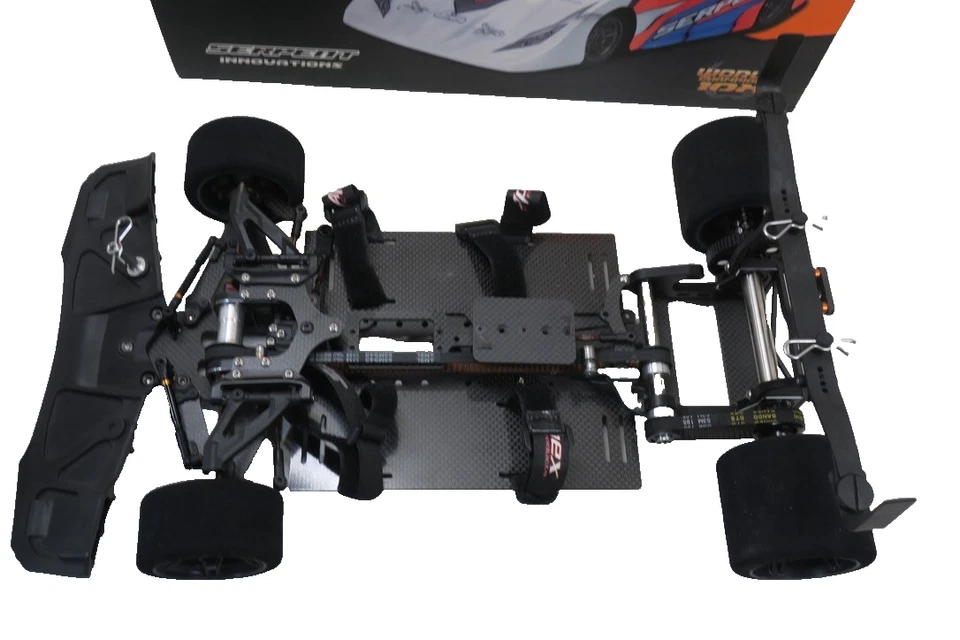 Serpent Viper Taipan 988-e 1/8 Electric On-Road Pan Car Roller SER905001 - Image 2 of 4