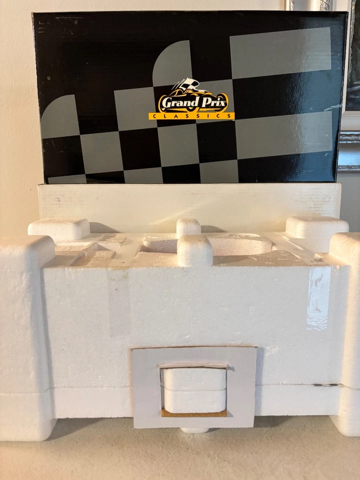 ALAIN PROST, FERRARI 641/2, WINNER GRAND PRIX OF MEXICO 1990, EXOTO 1:18 - Immagine 2 di 4