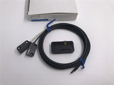 E32-T16P NEU OMRON E32T16P Photoelectric Swit...