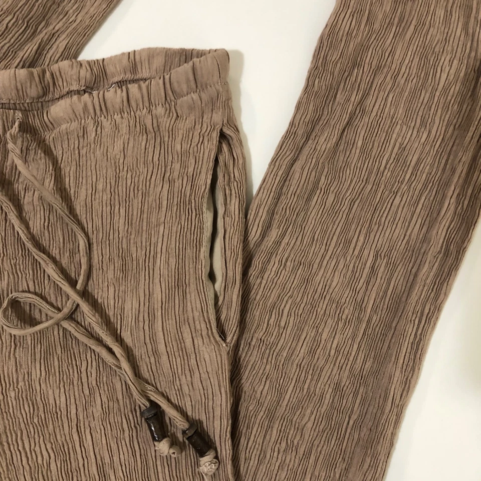 Pantalones de playa Zara para mujer talla S tostados arrugados pierna larga informales Foto 3 de 4