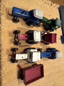 Lot of 7 -  1:64  Small Scale ERTL Diecast  John Deere Farm Equipment