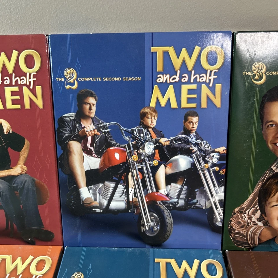 Two & A Half Men Complete Seas Series 1-12 DVD Comedy Gift Set Charlie Sheen - Image 4 of 4