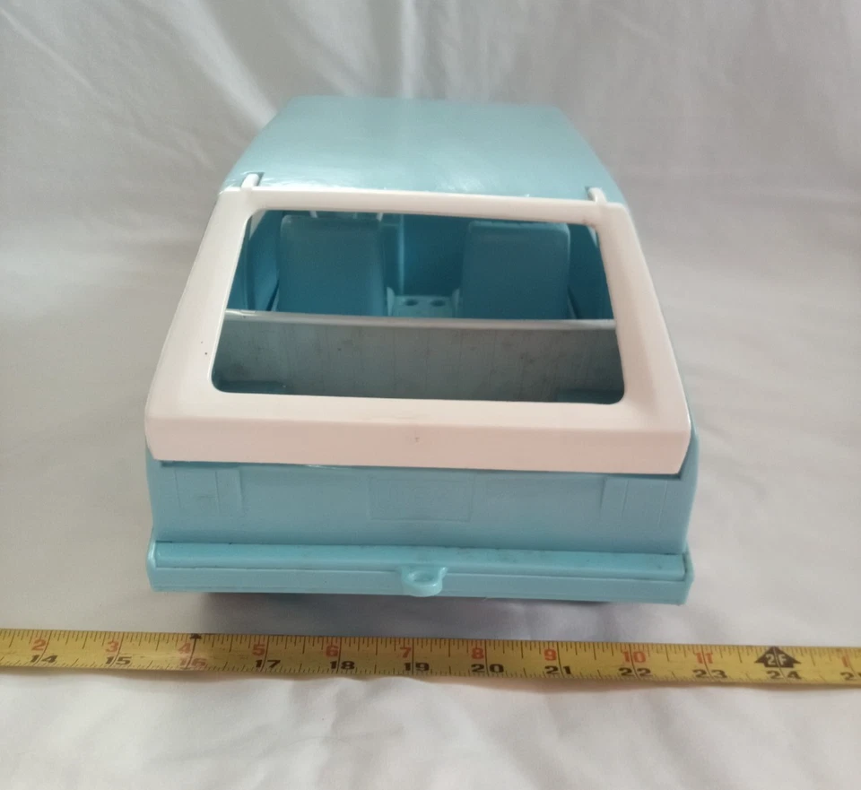 20 世纪 70 年代加工塑料公司大众 RABBIT DIESEL 浅蓝色玩具车 罕见 — 第 3/4 张图片