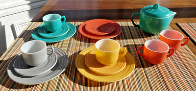 Vintage Hazel Atlas Childs Little Hostess Party Tea Set Moderntone Sierra Glass