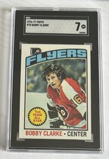 1976-77 Topps Bobby Clarke Philadelphia Flyers #70 SGC 7 NM