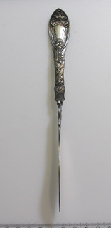Silver Twist Handle Unusual Butter Knife Oxford Patent Narcissus Pattern Antique