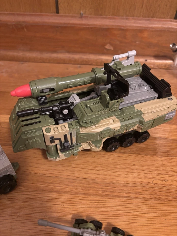 Matchbox 1998 Mission Bravo Phantom Fortress Army Playset Vintage - Image 3 of 4