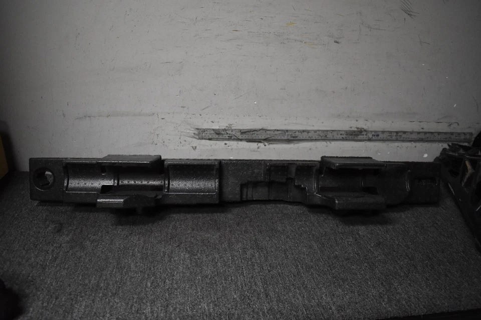 Mercedes Benz ML 63 AMG 2007-2011 base amortiguador de energía fabricante original Foto 4 de 4