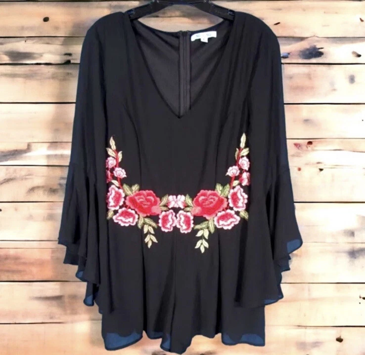 Mameluco Y2K en seda negra con bordado de rosa y cremallera trasera de gasa talla grande Foto 3 de 4