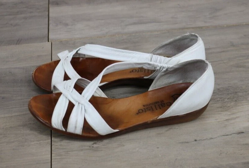 Sandálias femininas vintage Callisto of California tamanho 8 couro branco - Imagem 4 de 4