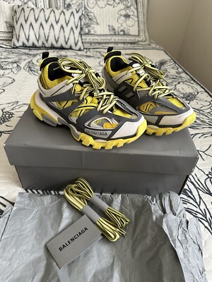 Balenciaga WOMEN'S TRACK SNEAKER. Size 35. Retail $1100. Used 1-2