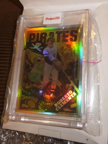 Roberto Clemente 2021 Topps Project 70 Rainbow Foil by Quiccs #'ed 48/70