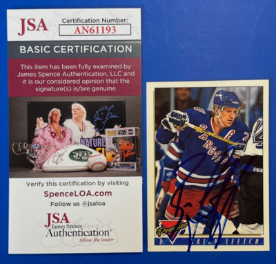 1993 Topps Brian Leetch Signed Hockey Card #25 JSA AN61193