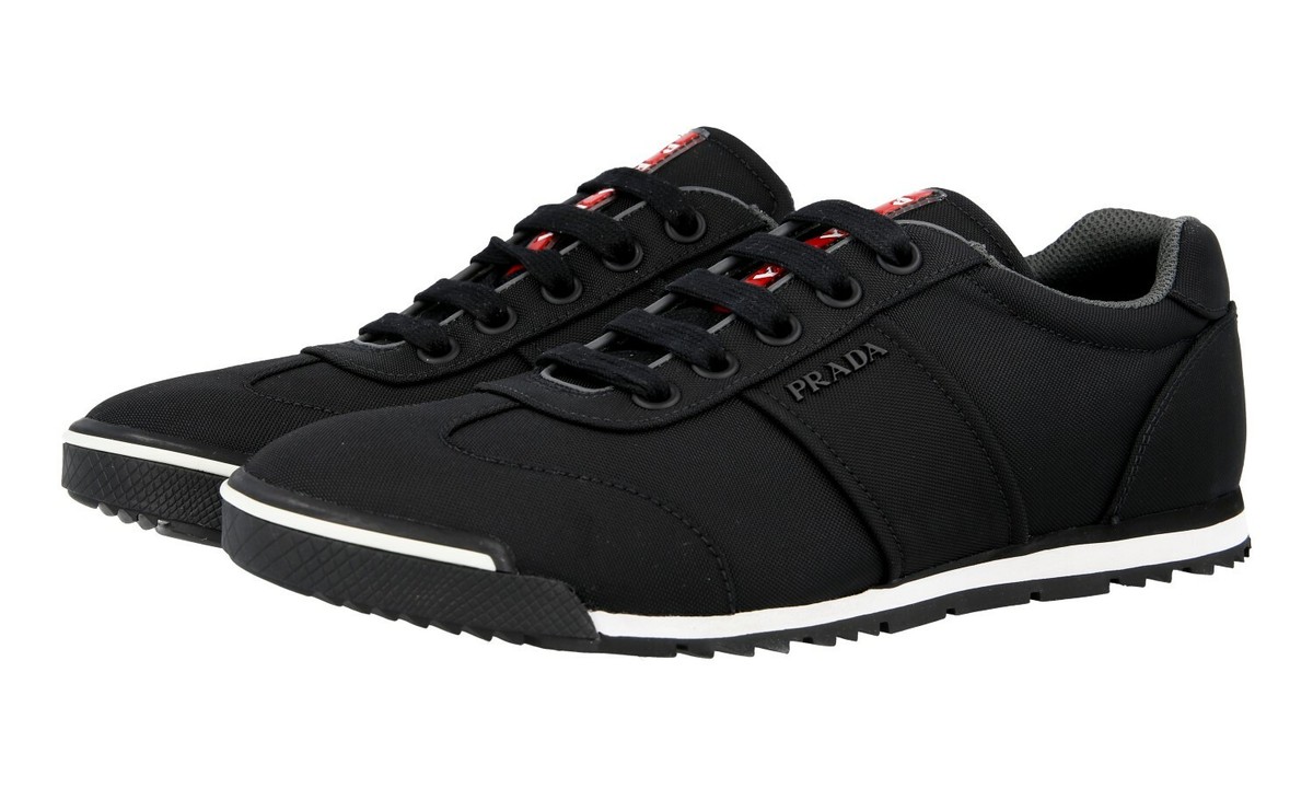 靴 PRADA Linea Rossa Nylon & Suede Trainer PRADA Nylon Sneakers - RED STRIPE - LINEA ROSSA - Black - NEW | eBay