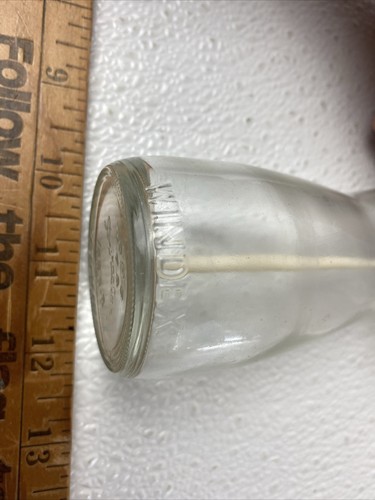 Vintage WINDEX Glass Bottle w/Rare Yellow Pump 8oz Works - Picture 7 of 8