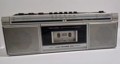 Realistic SCR-28 AM/FM Stereo Cassette Recorder Boombox Silver Black AC/DC 1987