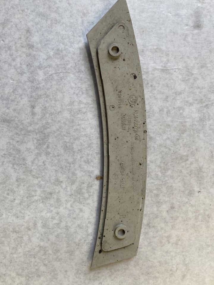 Luz reflectora lateral derecha BMW 328i 335i M3 2007-2013 OEM - 63147162314 Foto 4 de 4