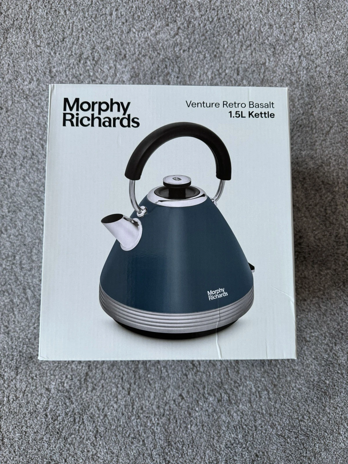 Morphy Richards Venture Retro Pyramid 1.5L 3KW Kettle in Basalt Colour 100335