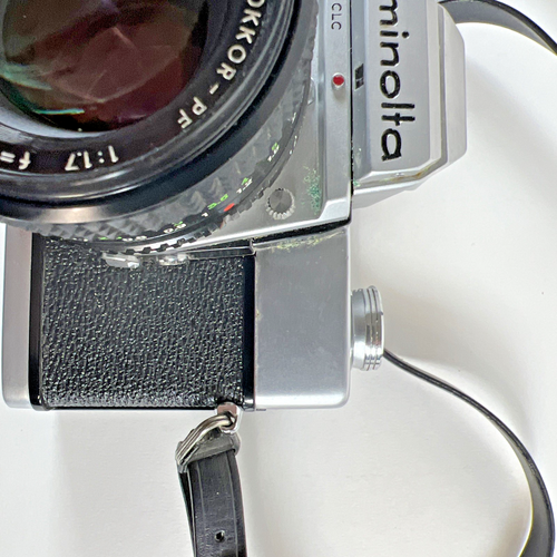 Minolta SR-T303 35mm Single Lens Reflex Camera - F1.7 Lens, Original Box, Manual - Picture 5 of 23