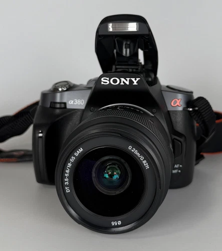 Sony Alpha A380 14.2 MegaPixel Digitalkamera  [Kit mit 18-55mm Objektiv]