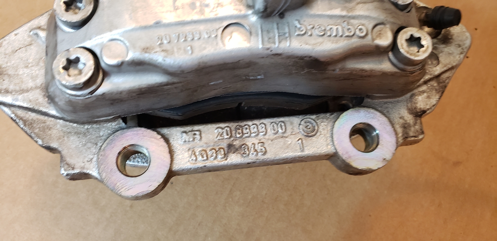 2006-2008 Maserati Quattroporte Brake Calipers Set Brembo Silver OEM