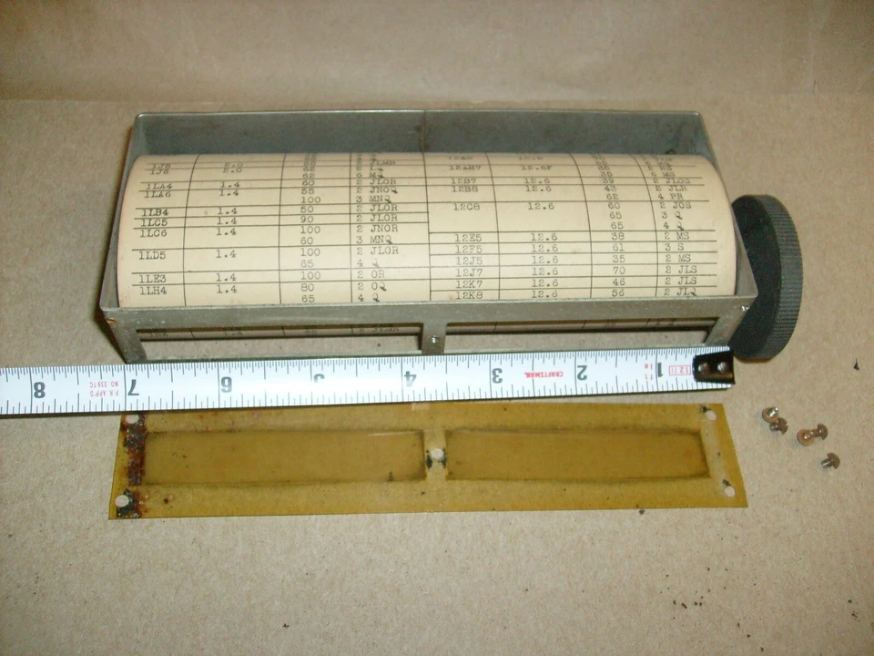 Probador de tubos Jackson vintage modelo 636 - TABLA ORIGINAL DE TUBOS ENROLLABLES Foto 2 de 4