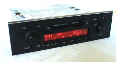 Autoradio CHORUS II - Kasette - Code vorhanden-  Audi A4 B6 B7 -  8E0035152