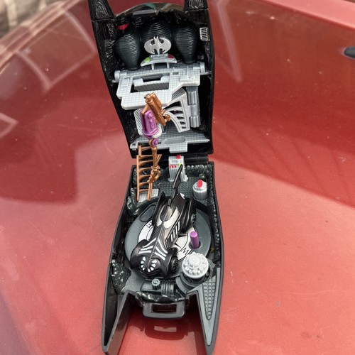 Micro Machines Microverse Batman Forever 1995 cabeza de baticueva, coche pero sin figuras - Imagen 11 de 12