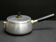 Vintage Elegance by Regal Ware Aluminum Pan with Lid MCM
