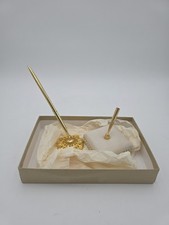 Classic Style Metal Pen Stand For Office Or Home Decoration