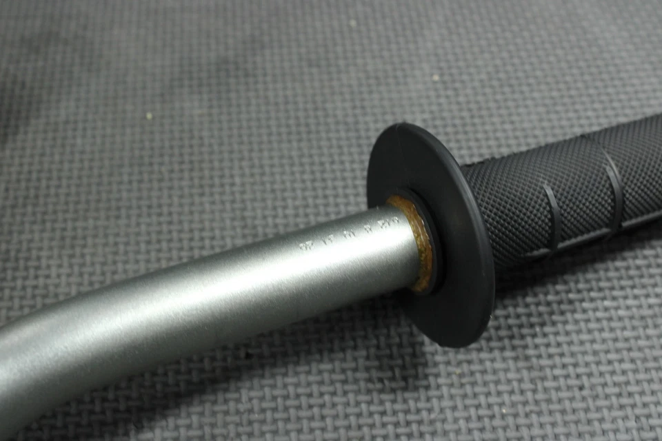 2018 SUZUKI RMZ250 OEM RENTHAL 1 1/8" HANDLEBARS BARS GRIPS STEERING 56111-35G10 - Image 4 of 4