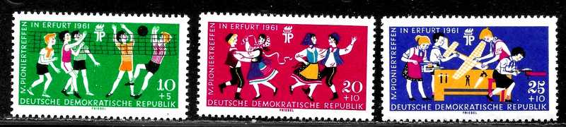 HICK GIRL-MINT GERMAN  D.D.R.  SEMI-POSTAL  SC#B76-B78  YOUNG PIONEERS     X4474