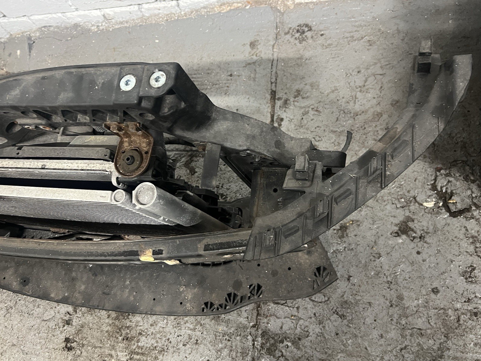 Picture 2 of 4