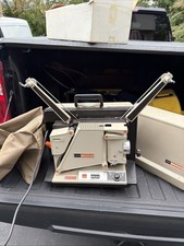 Singer Graflex Insta-Load 16mm Film Projector In Working Order