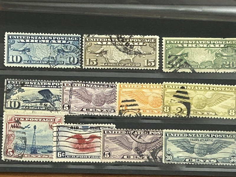 UNITED STATES: 1926 - 1939 11 Airmail Stamps. Completed in Year Sets - Perf. - U