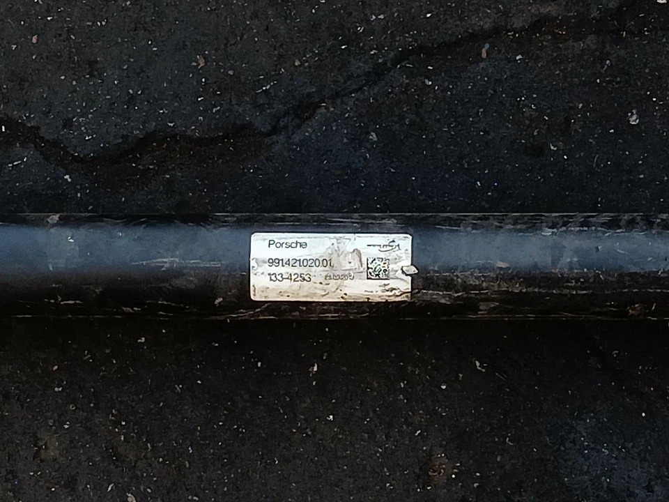 Hélice del eje de transmisión delantero 99142102001 Porsche 911 AWD 12-19 Foto 3 de 4