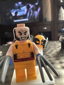 Lego Wolverine Minifigure sh0118 76022 Marvel Super Heroes X-Men Rare Read Desc