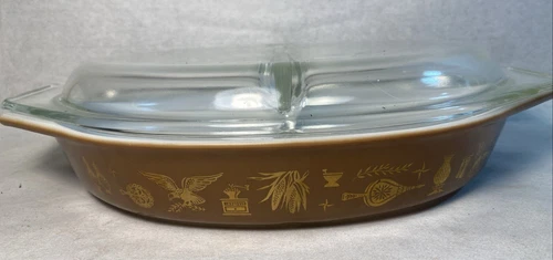 Vintage Pyrex Brown Gold Early American 1.5 Qt Divided Casserole Dish Lidded