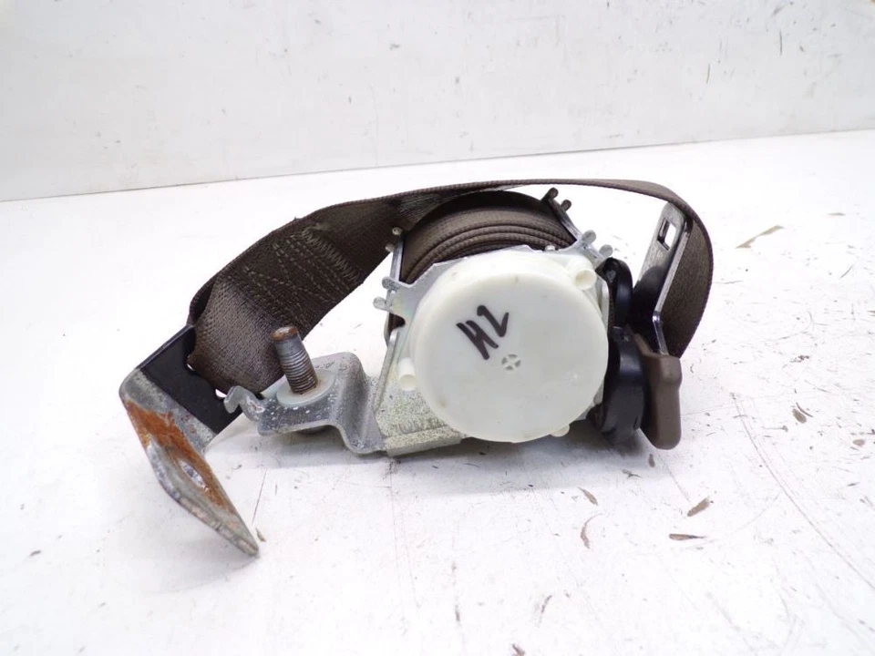 Rear Left Seat Belt Fits for JEEP CHEROKEE LIBERTY (KK) 3.7 V6 4WD - Image 3 of 4