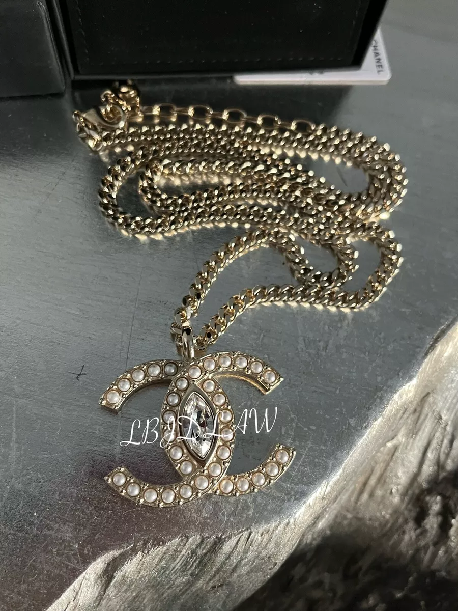 BOSTON Chanel Heart Necklace New In Box #40 BOSTON Chanel Heart Necklace New In Box